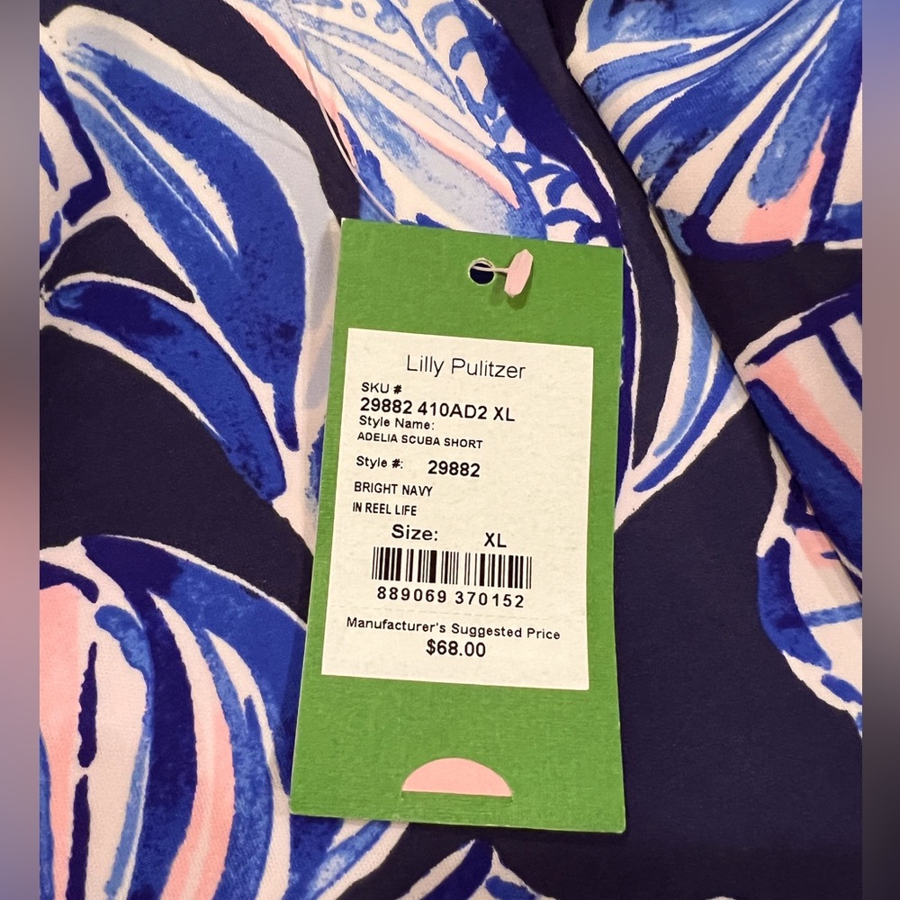 Lilly Pulitzer. Adelia scuba shorts. Reel Life print. Sz XL.  NWT.